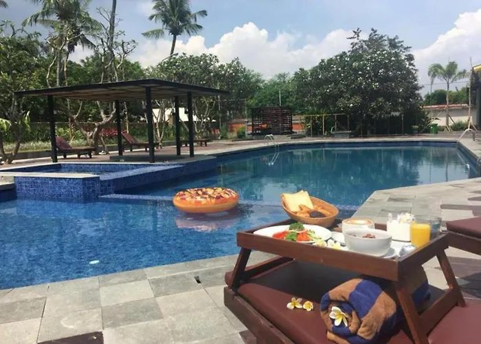 Otel Brits 4*