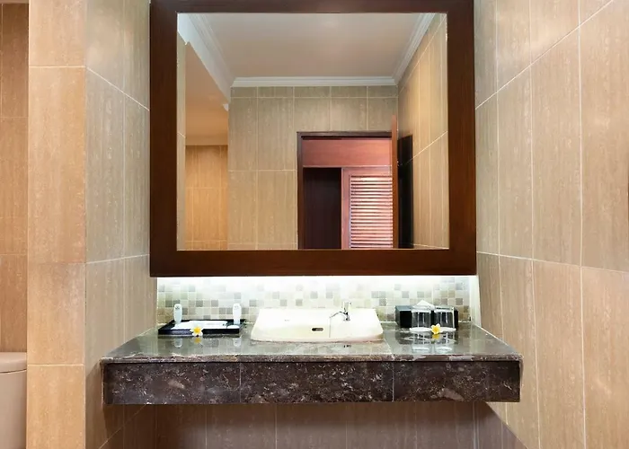 Brits Otel 4*
